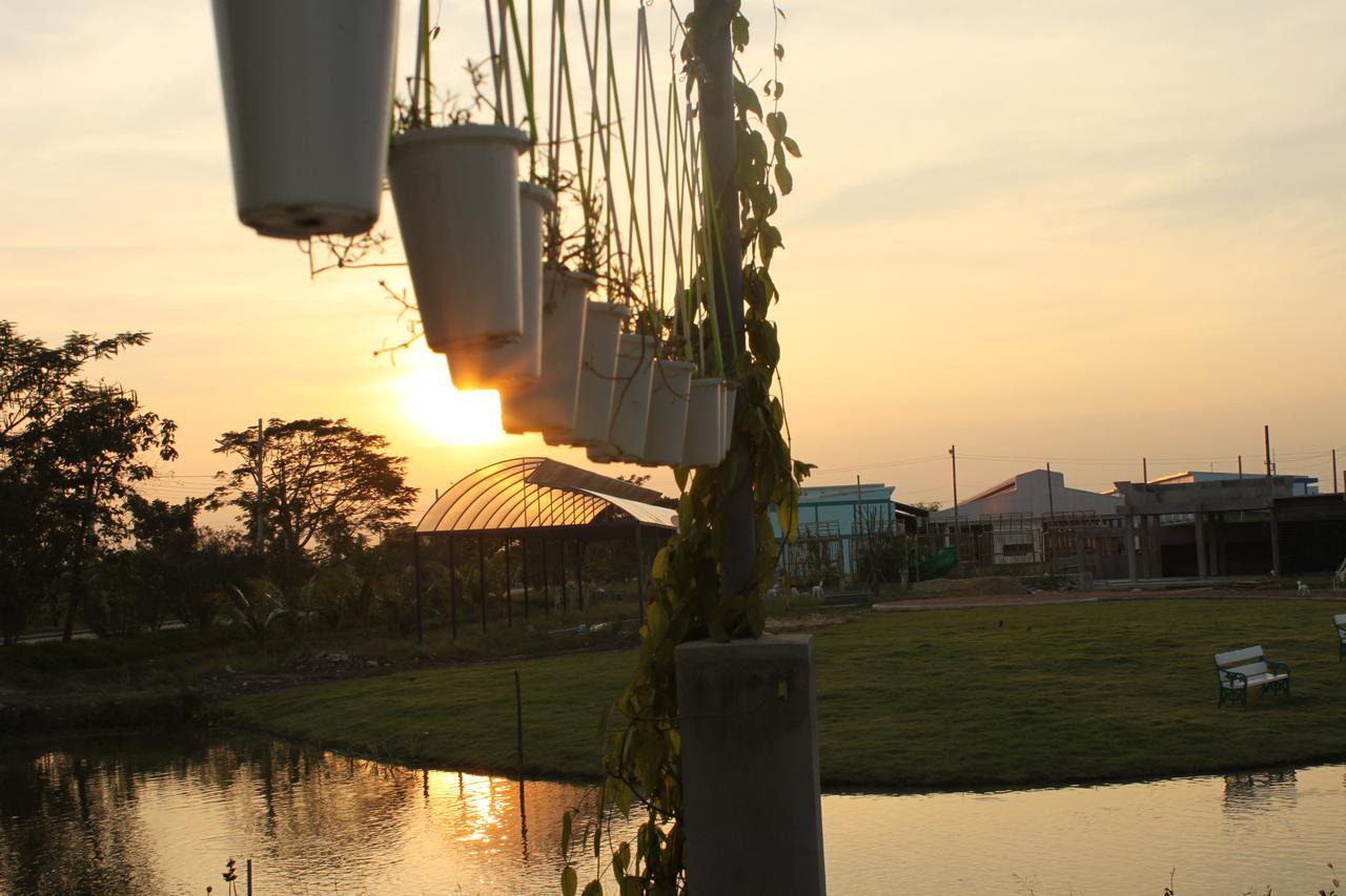 Menam Resort Nakhon Pathom Exteriér fotografie
